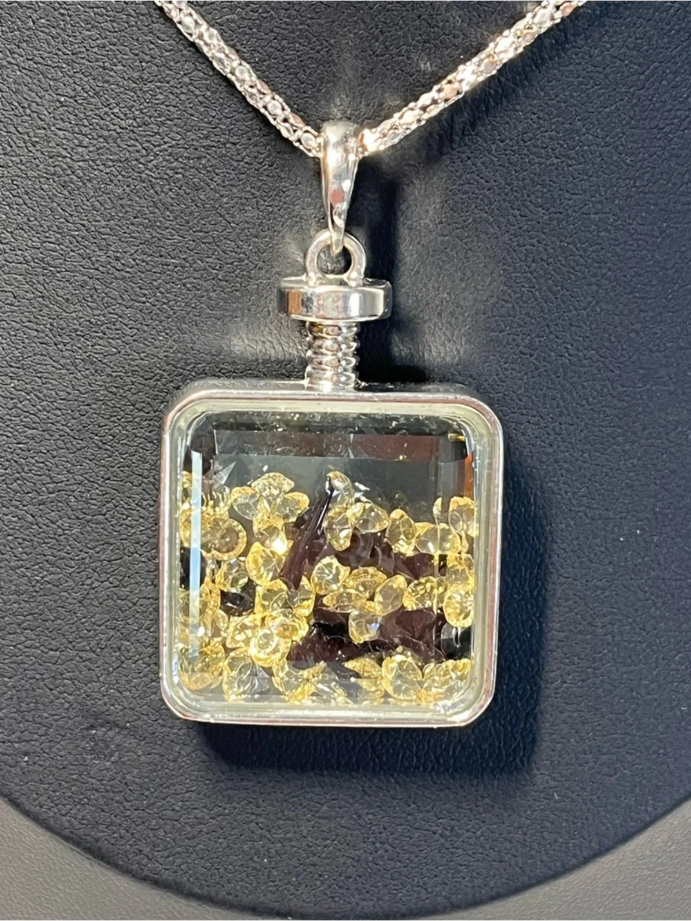FRANK USHER PERFUME BOTTLE CRYSTALS PENDANT NECKLACE SILVER TONE 32” CHAIN - Picture 2 of 7